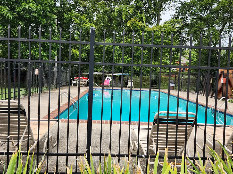 2116 Hobbs Rd #N20