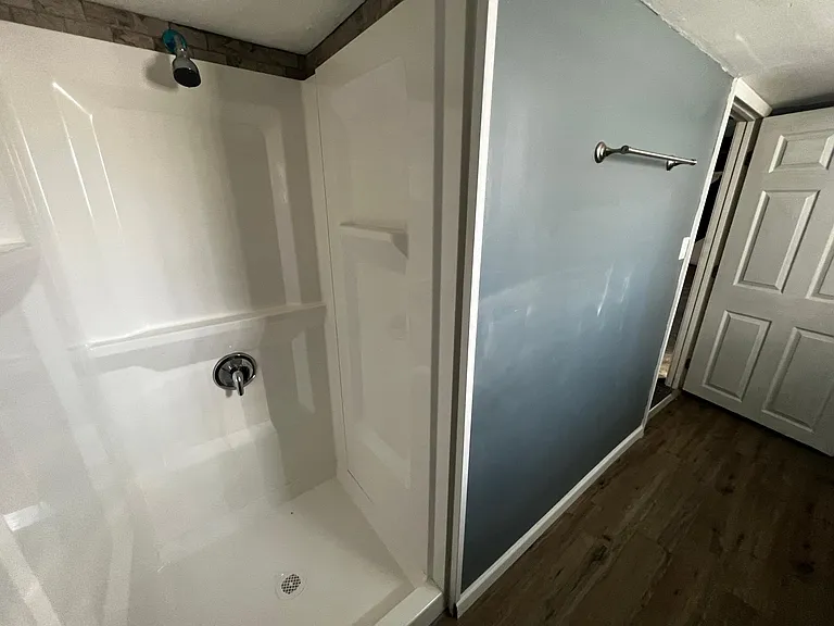 170 Hilton Ave — Photo 17