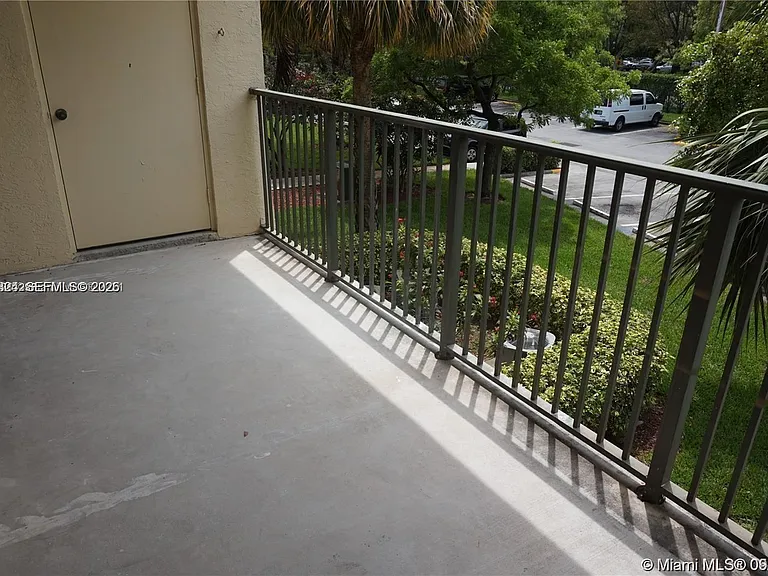 630 S Park Rd #27-3 — Photo 18