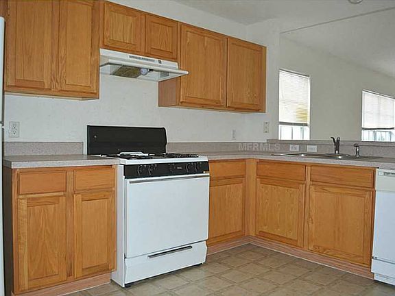 4th image of 226 Ronaldale Ave
