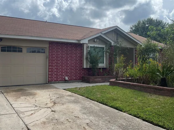 15010 Dogwood Tree St, Houston, TX 77060