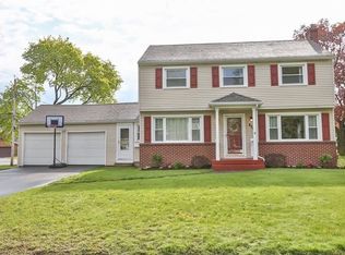 450 Long Acre Rd, Rochester, NY 14621