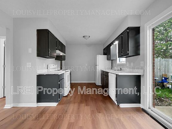4th image of 759 Brian Ct #1