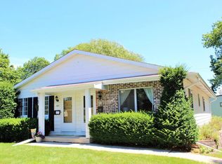 451 Lyman St, Oconomowoc, WI 53066