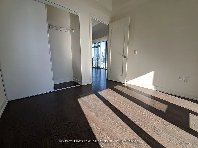 330 Richmond St W #2315 — Photo 17