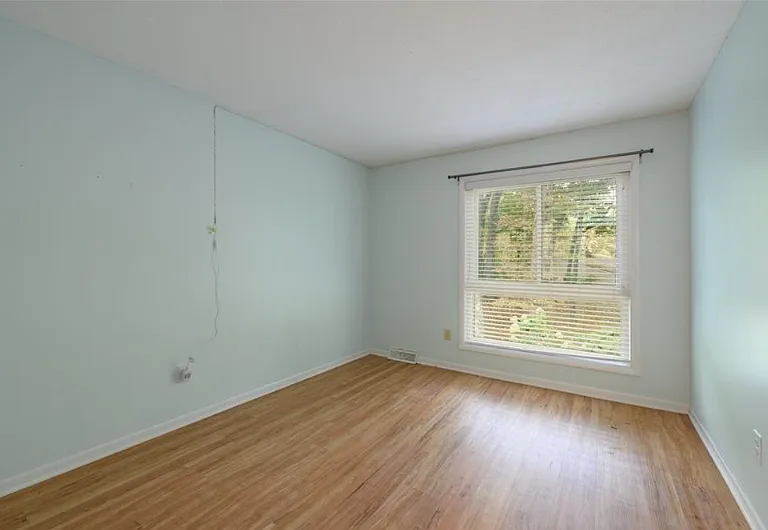 14 Currier Pl — Photo 16