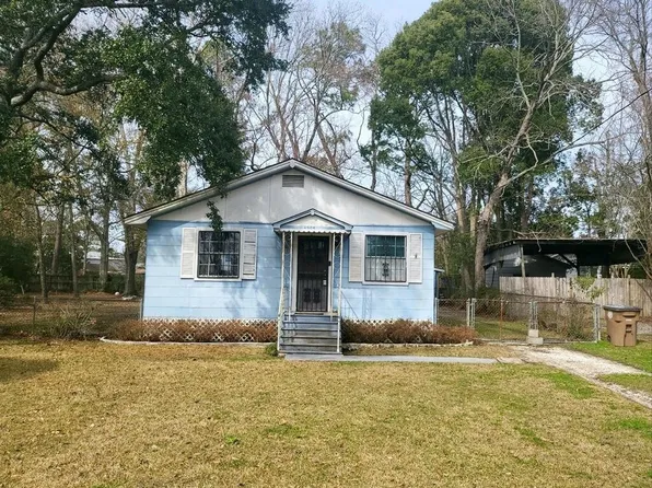 1906 Ogburn Ave, Mobile, AL 36605