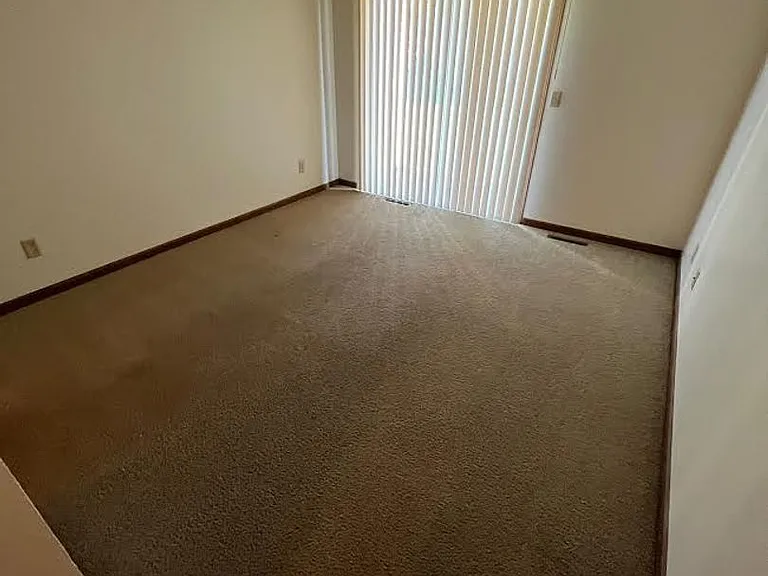 Two bedroom, 1 bathroom, patio — Photo 26