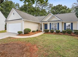 859 Springchase Dr, Austell, GA 30168