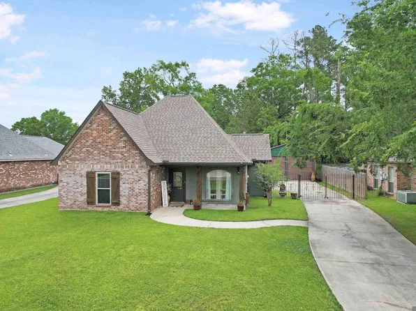 12769 Landon Dr, Walker, LA 70785