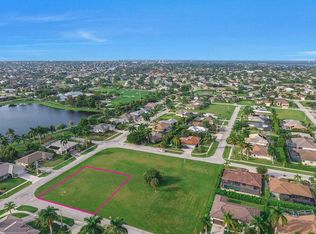 1400 Galleon Ave, Marco Island, FL 34145