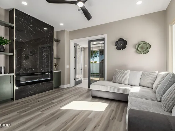 1451 S LA ARBOLETA Drive, Gilbert, AZ 85296