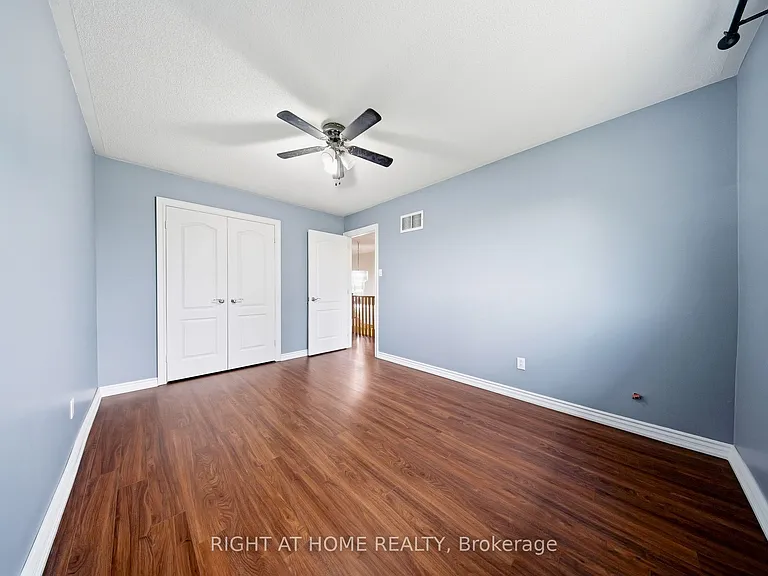 29 Sunforest Dr — Photo 39