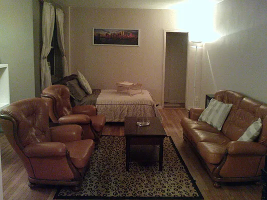 Rented by Meriberry Real Estate, LLC. | media 25
