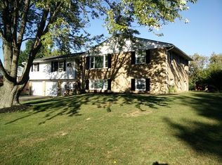 1268 Fairlawn St, Louisville, OH 44641