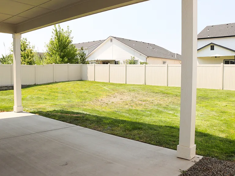 3605 S Rosa Parks Way — Photo 24