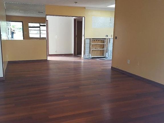 3rd image of 4908 Eldorado Dr