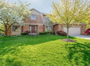 4680 Burbank Dr, Columbus, OH 43220