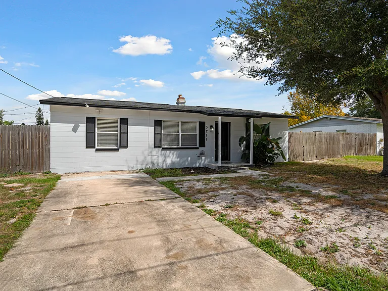 3211 W Tyson Ave — Photo 26