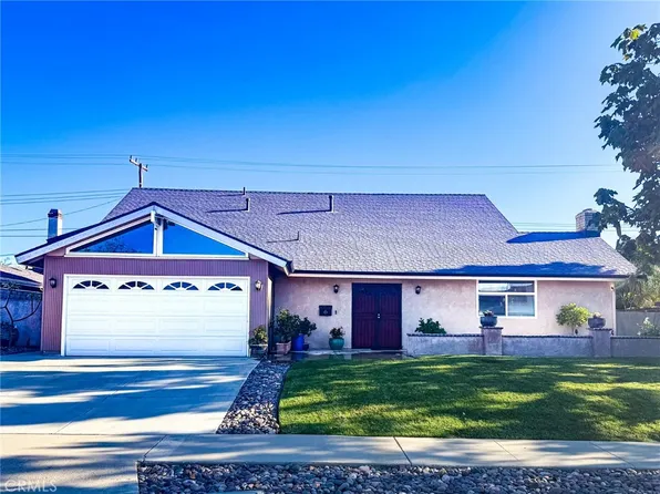 460 W Mission Rd, Corona, CA 92882