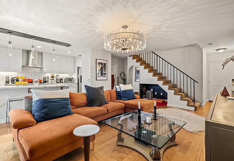 3252 Park Ln #1 — Photo 3