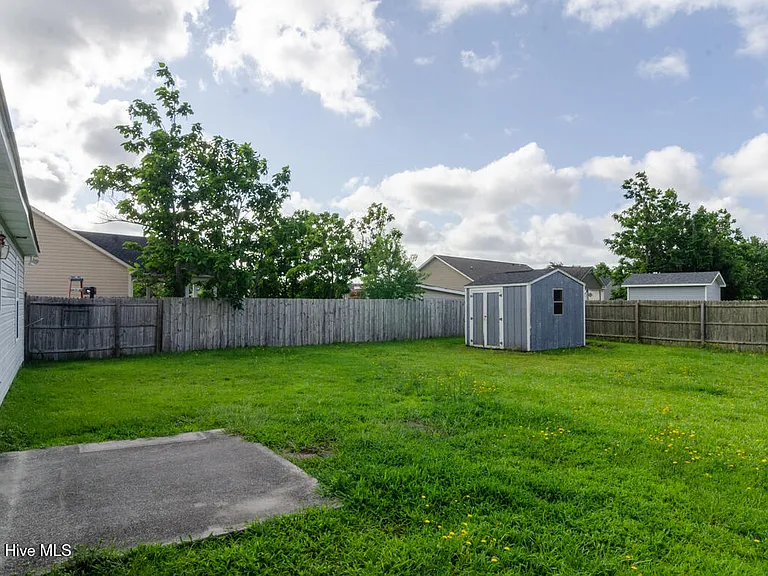 2716 Valor Dr — Photo 19
