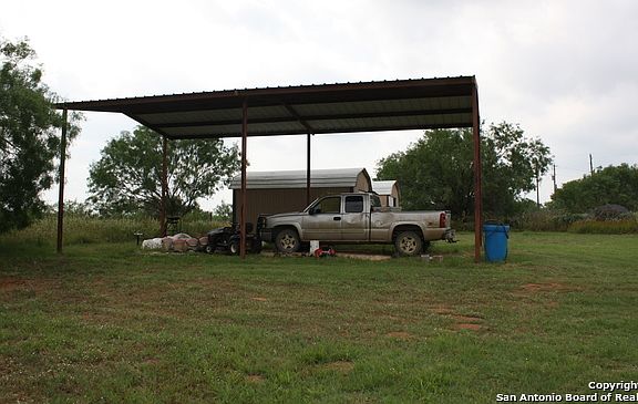 3rd image of 2835 County Road 318