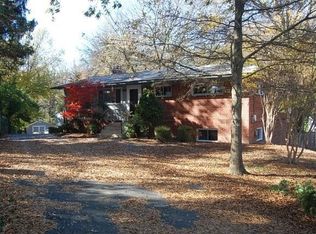 1600 Westmoreland St, Mc Lean, VA 22101