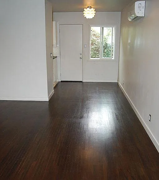 1243 25th St #C — Photo 2