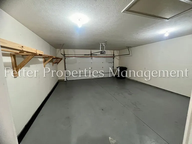 4595 Miranda Dr — Photo 22