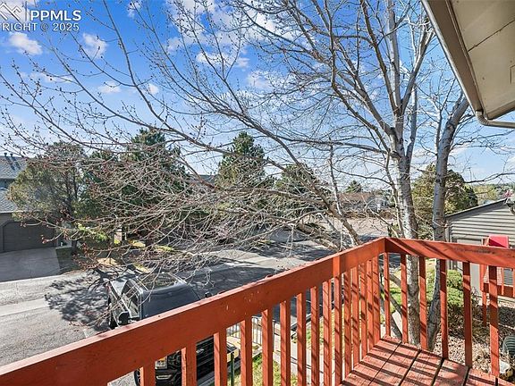 5th image of 6447 Jonathon Ct