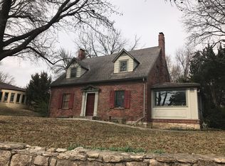 1504 Crescent Rd, Lawrence, KS 66044