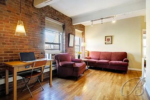 Rented by Bellmarc Realty | media 22