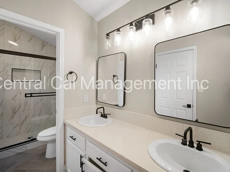 5029 Trabuco Canyon Dr — Photo 16