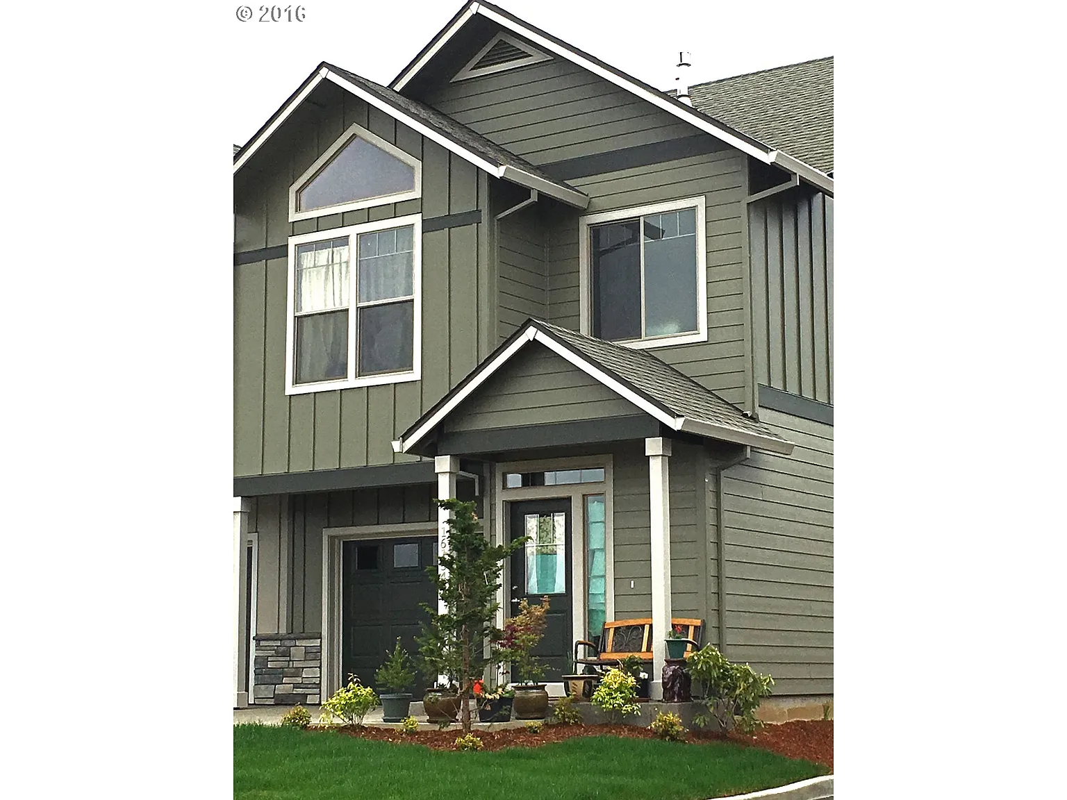 15528 SE Cobalt Loop photo 1