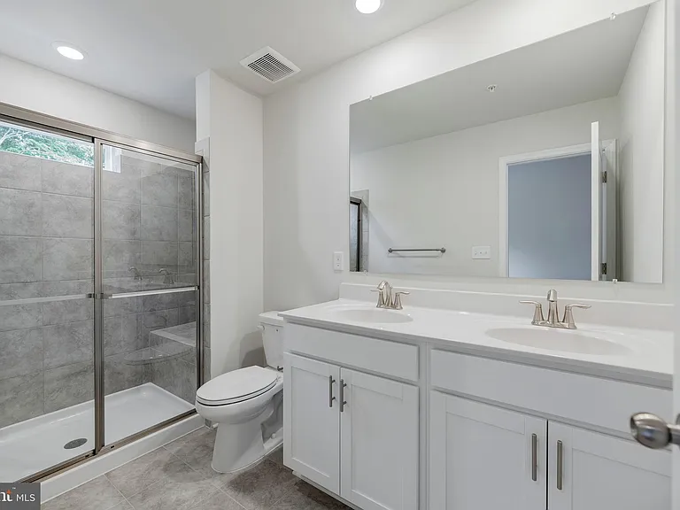 5616 Ludlow Pl — Photo 39