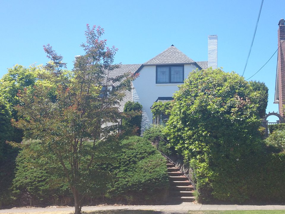 2nd image of 2819 28th Ave W
