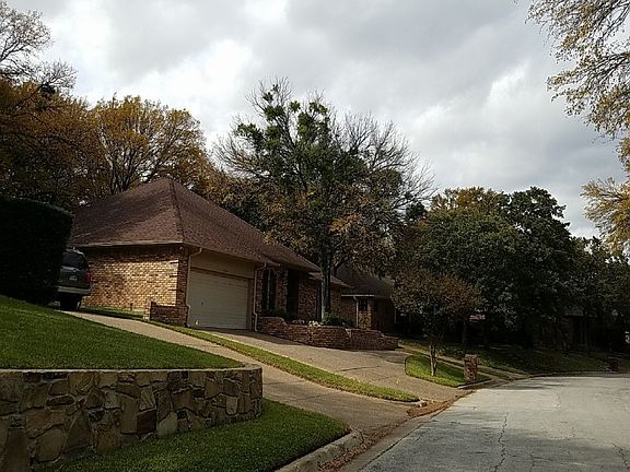 5th image of 3705 Pelican Ct