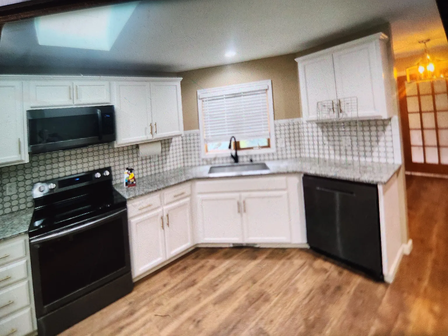 9708 W Champion Ln — Photo 2