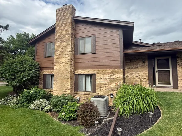 7111 Robinwood Bay, Woodbury, MN 55125