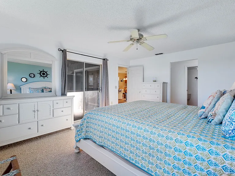 608 Ocean Marina Dr — Photo 31