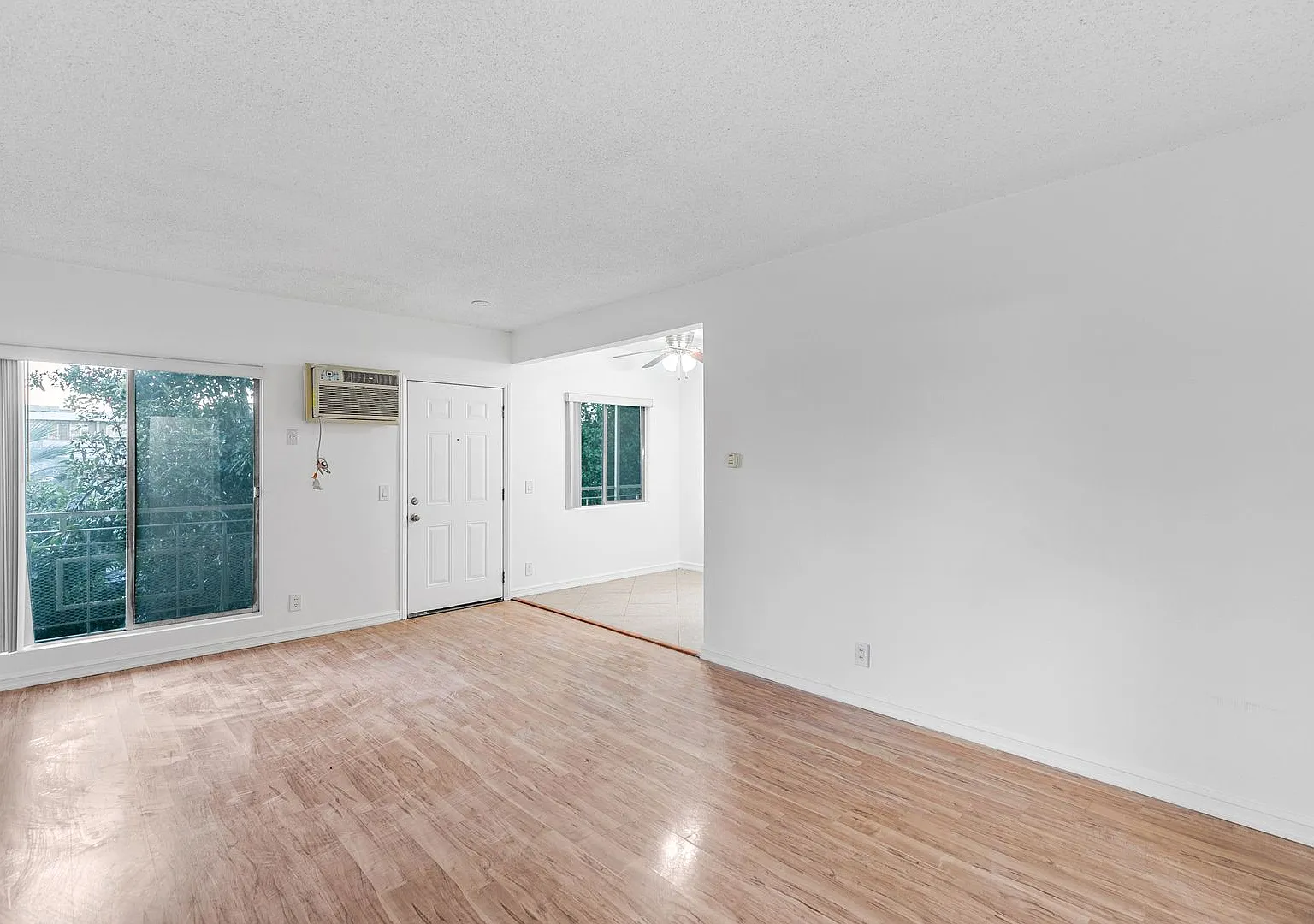 5923 Carlton Way — Photo 1