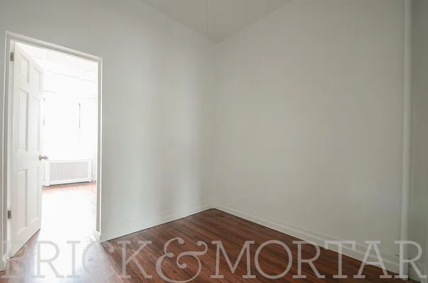 Rented by Brick&Mortar | media 6