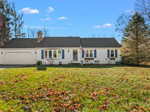 98 Warwick Way, Barnstable, MA 02630