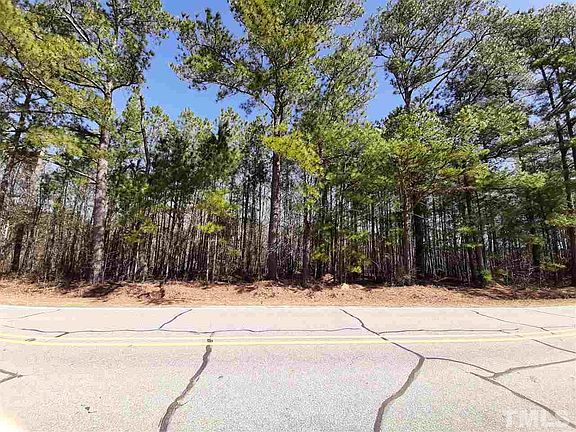 3rd image of 55 Ramble Falls Ln