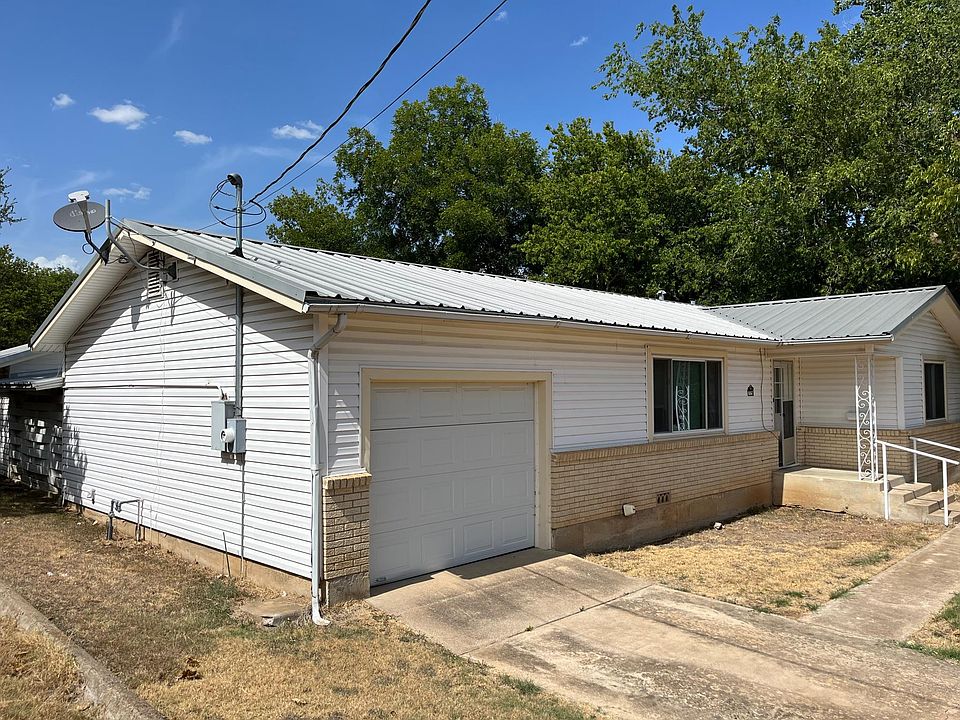 1st image of 705 College St