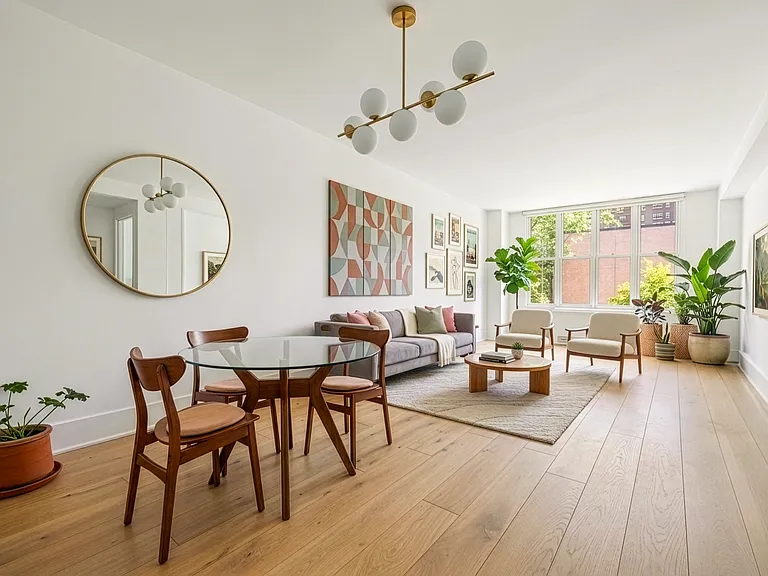 344 W 23rd St #2B — Photo 4