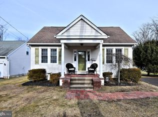 61 New St, Willow Grove, PA 19090