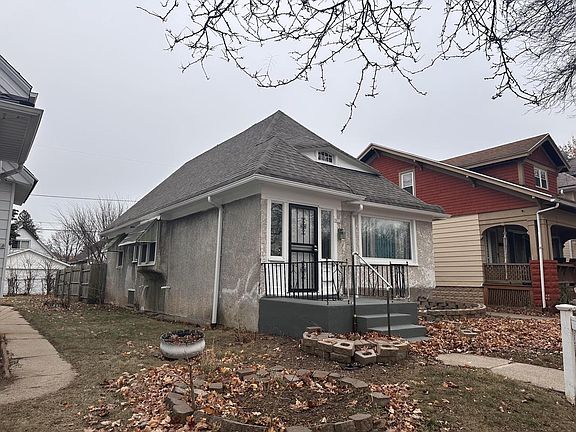 2nd image of 3014 N 41st STREET