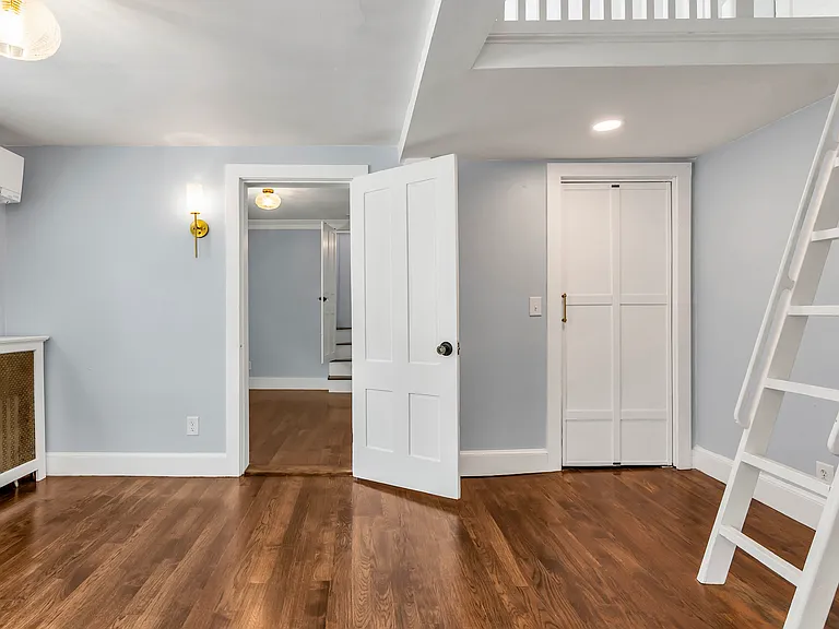 20 Pickman St #2 — Photo 25